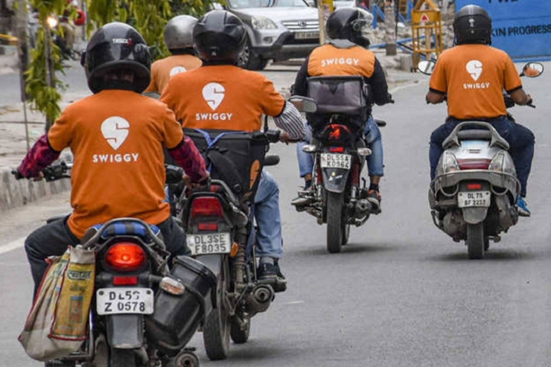 Swiggy Is Transitioning to EVs & New Partnership With TVS Motor Is Proof