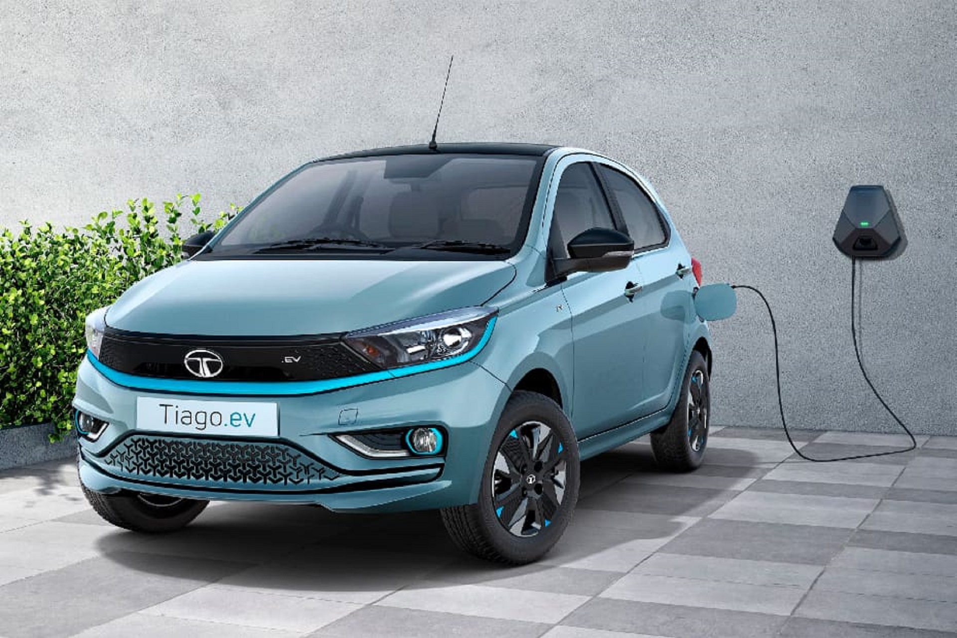 New Tata Tiago EV- Most Affordable Electric Car In India That Runs 300KM On Single Charge