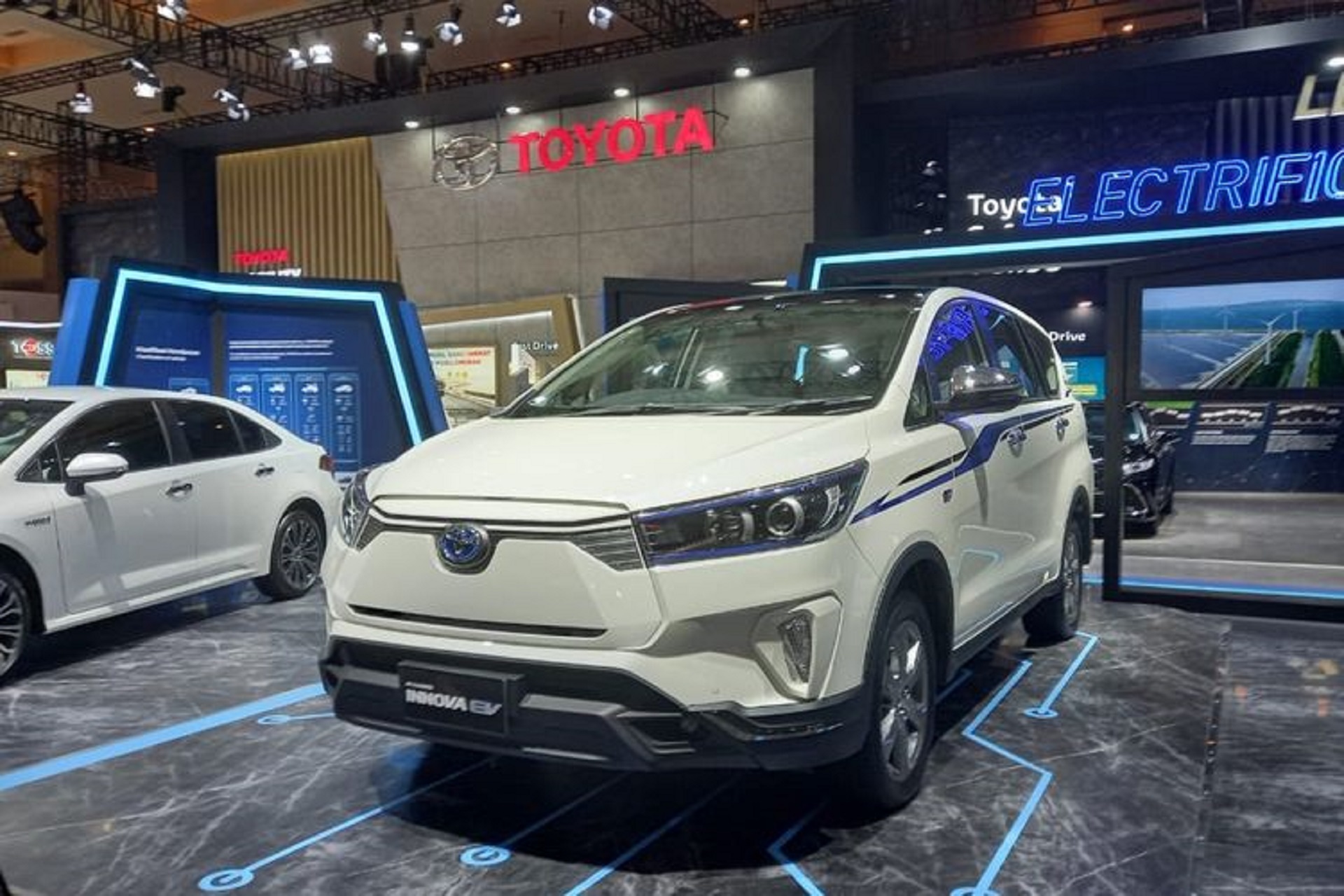Toyota Unveils Innova EV Concept